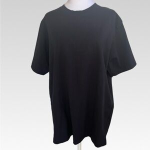 Men's Black Short Sleeve Tee